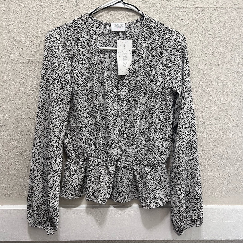 Sienna Sky White & Black Long Sleeve Elastic Waist Peplum Blouse NEW S